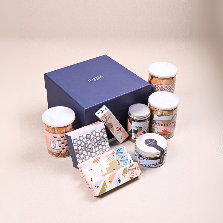 

The Indulge Hamper - Harper & Cordon