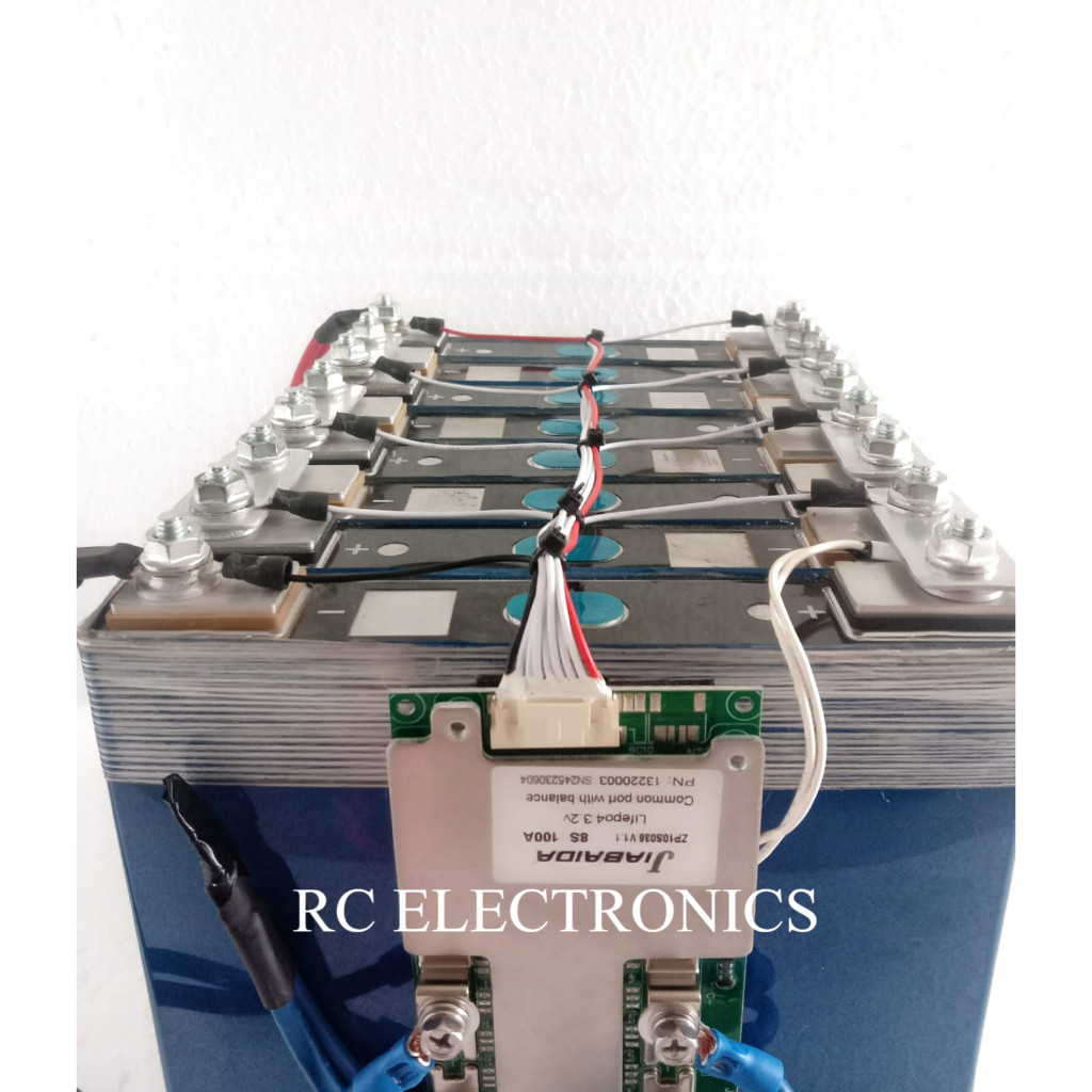 Battery Lifepo4 24V 100Ah plus BMS 8s