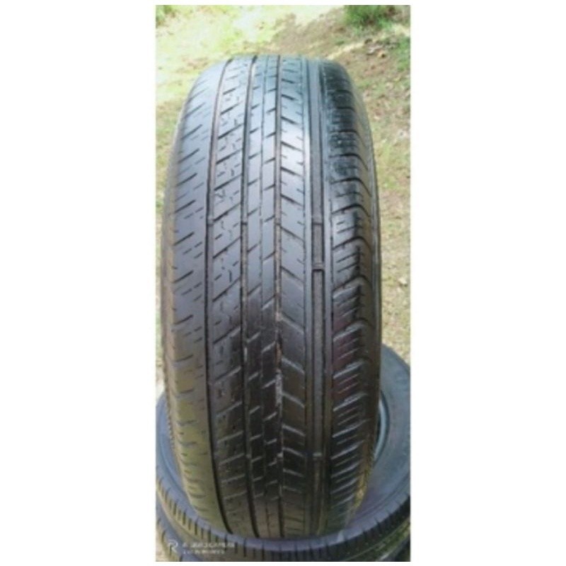 Ban Mobil Second Tubles Merek Dunlop Ukuran 225/65 R17 Copotan Tubeless