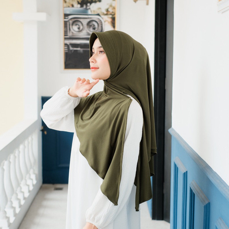 Dalia Bergo Instant Segitiga Oval Tali Pet Antem / Hijab Jersey / Bergo Kaos / Bergo Mewah