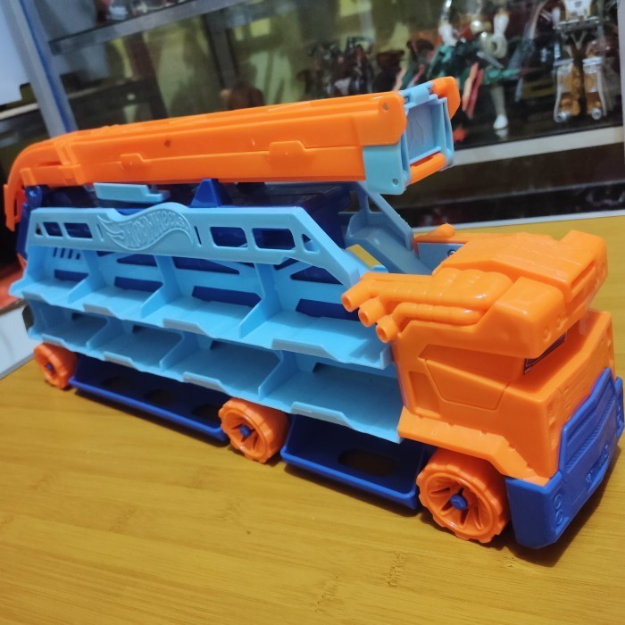 Hotwheels Speed Drop Transport Truck bekas