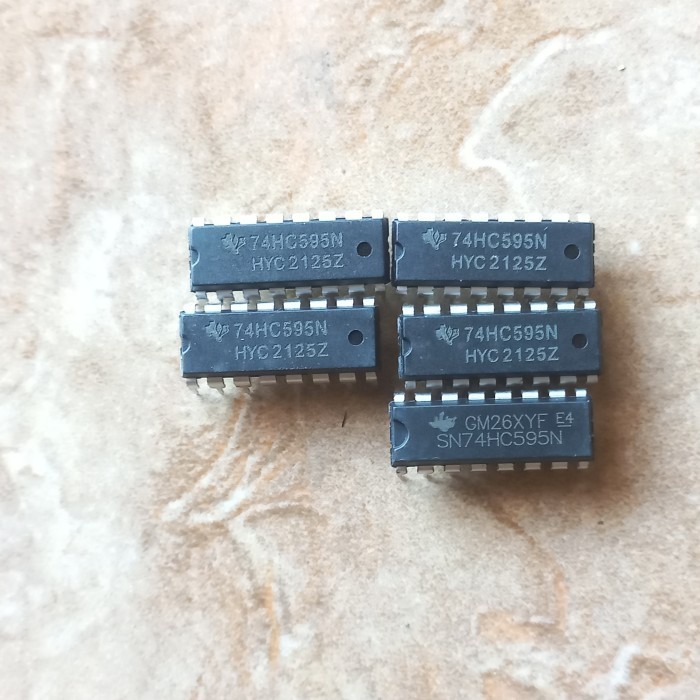 IC SN74HC595N SN74HC595 74HC595 74HC595N dip Fajar elektro 2