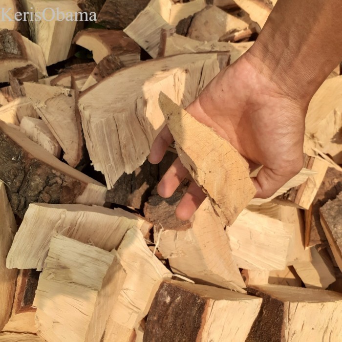 

kayu bakar premium wood chips-kayu bakar Rambutan dan mangga 20 kg murah