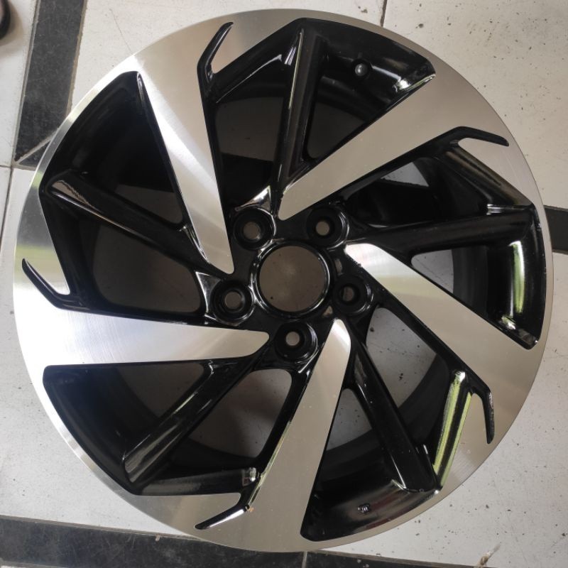 Velg Mobil Original Rush Ring 17