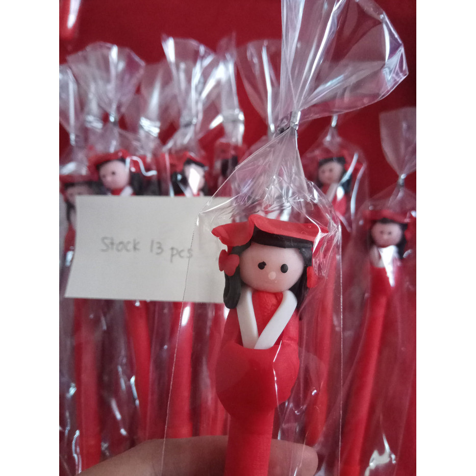 

Pulpen Clay Boneka / Pena / Pen Souvenir unik