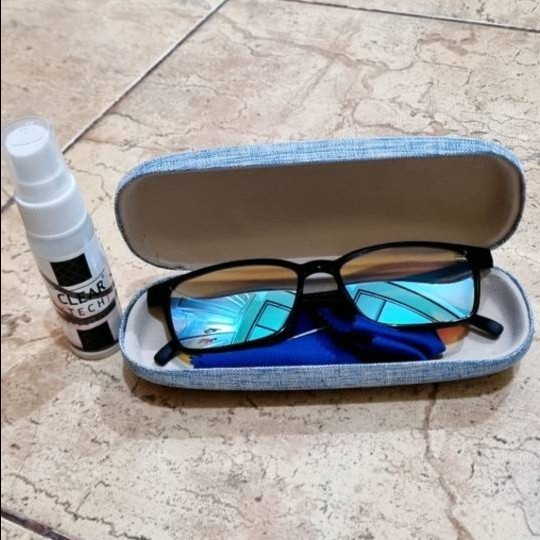 Kacamata Buta Warna Merah hijau Pria Wanita Anti UV 420 - Black