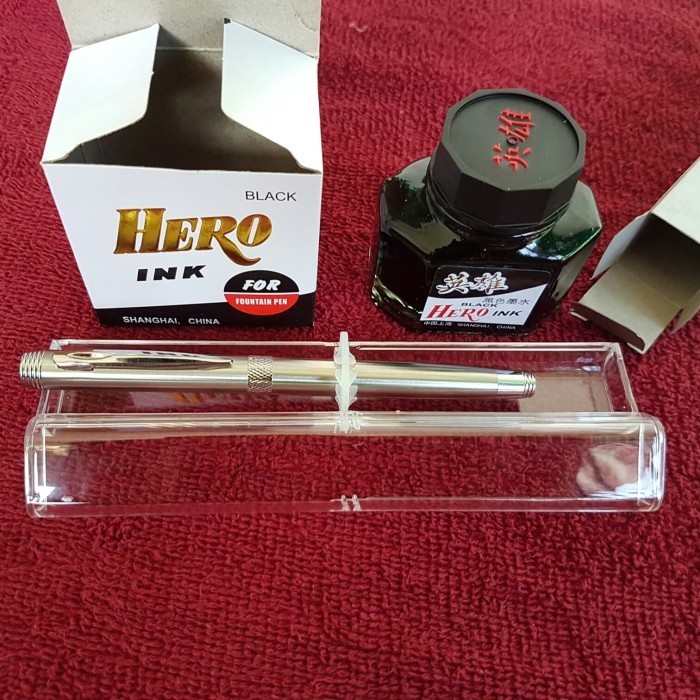 

PROMO!! -Paket Murah..Fountain Pen Genius Titanium shiny Nib M-dan Tinta Hero.