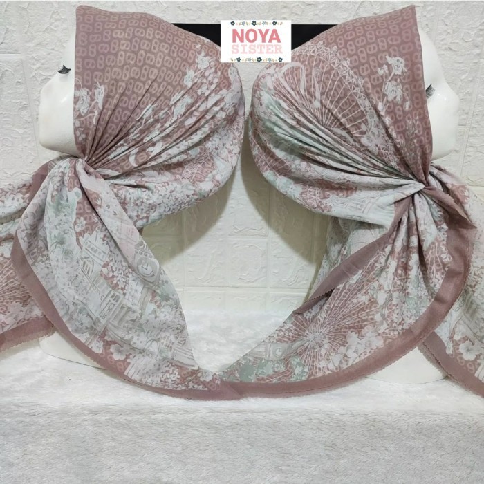 Hijab jilbab segiempat motif mauve coklat susu voal premium Lacercut
