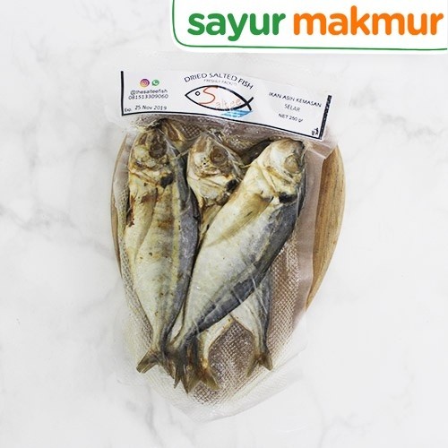 

Saltee Ikan Selar Asin 250 gram Sayurmakmur