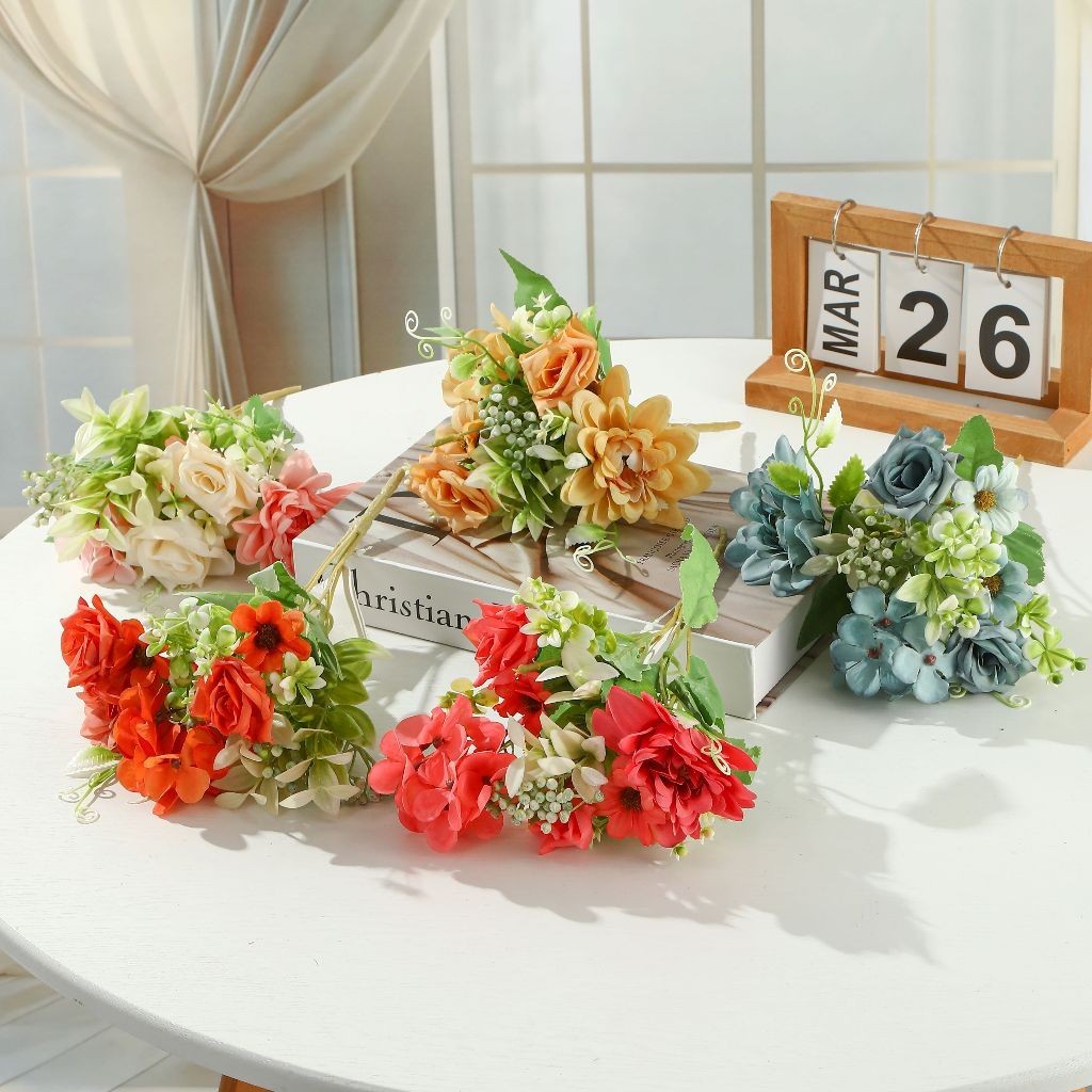 Bunga tiruan buket bunga kecil bunga sutra plastik bunga tangkai pengantin bunga hiasan untuk ruang 