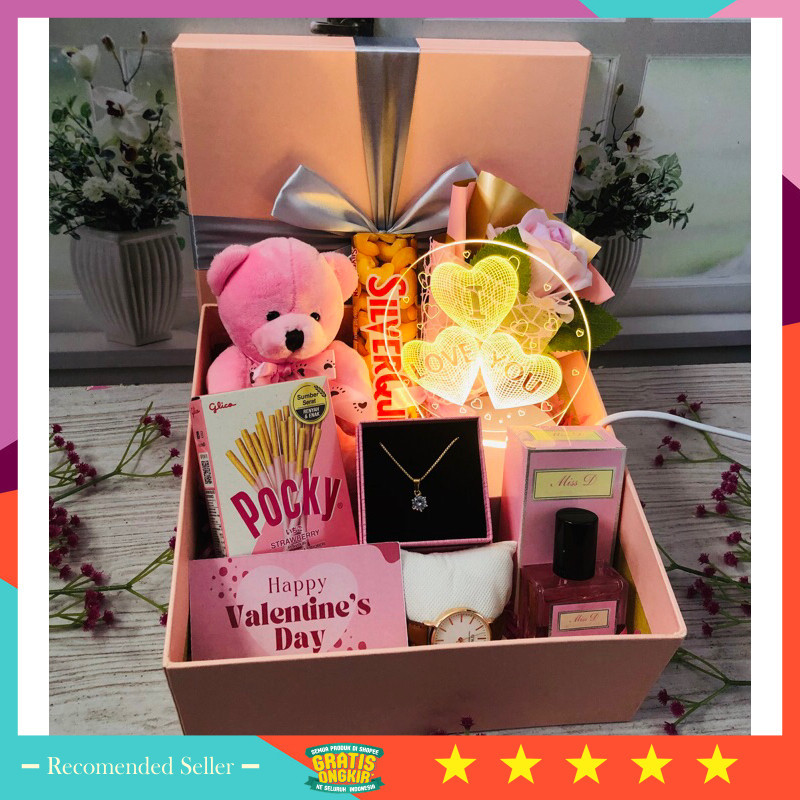 

Hampers Kado Gift Premium Murah / 006 Premium Gift Box|Kado|Hampers| Ulang Tahun//Wisuda//Graduation// Anniversary Congratulation // Hampers Valentine hadiah valentine kado valentine