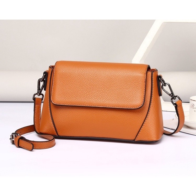 Tas Retro Korea Mahasiswa Kapasitas Besar Messenger Bag Tas Selempang / Tas Wanita Pria Import Bahu 