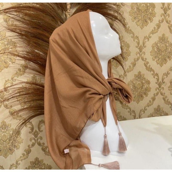 Jilbab Paris Tassel HIjab Segi Empat Polos  Fashion muslim - Putih
