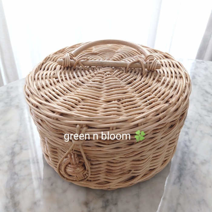 

[New]Promo keranjang rotan koper persegi parcel hampers - Bentuk bulat