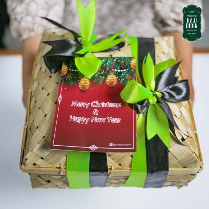 

[Terlaris] Extra Besek Hampers
