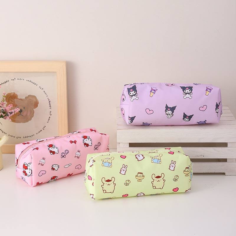 

Kotak Pensil Karakter/ Pencil Case Sanrio Kuromi/ Pouch Penyimpanan Bahan Parasut