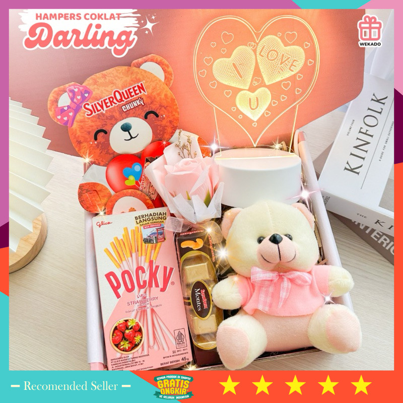 

Hadiah Wedding Anniversary Hampers Murah / Hampers Snack Box Valentine Gift Set Cokelat Silverqueen Beruang Hadiah Ulang Tahun Anniversary DARLING NEW