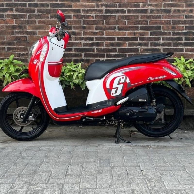 STRIPING STICKER SCOOPY SPORTY 2015 BODY MERAH STICKER SCOOPY 2015 MERAH
