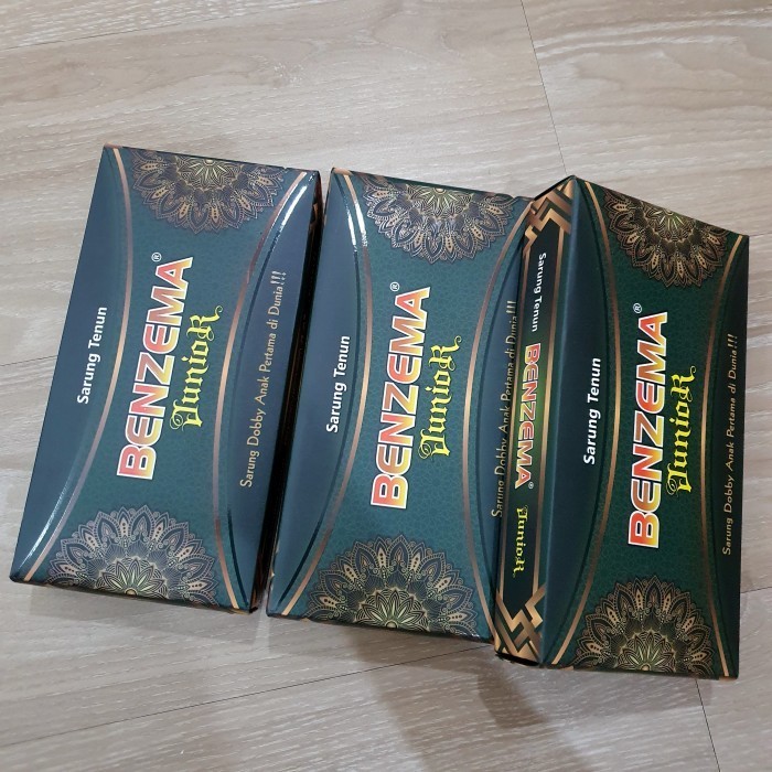 Sarung Benzema Junior