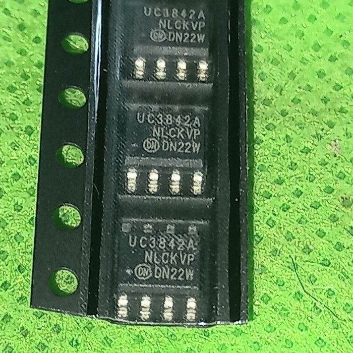 IC PWM SMD UC3842 UC 3842 tempel kecil A Fajar elektro 2