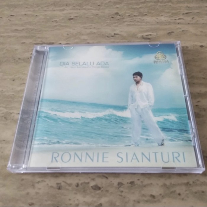 CD ORIGINAL RONNIE SIANTURI DIA SELALU ADA LAGU ROHANI TRIO LIBELS NEW