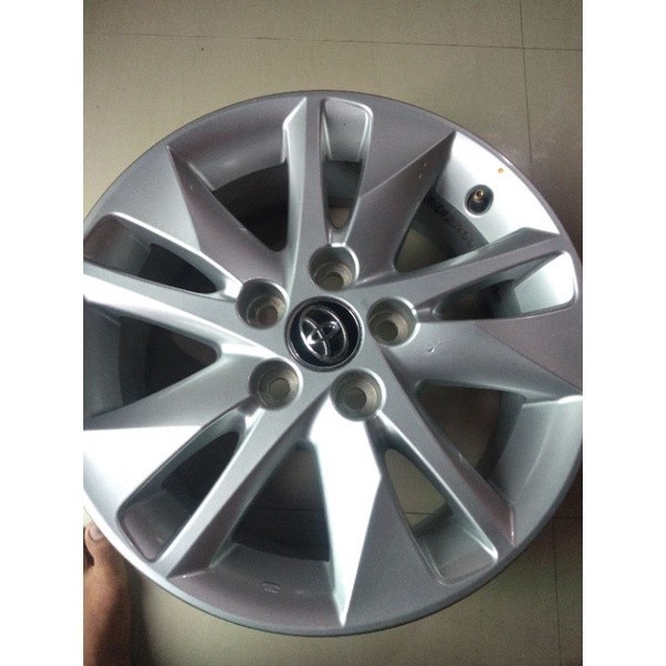 velg Innova reborn R16 bekas ori