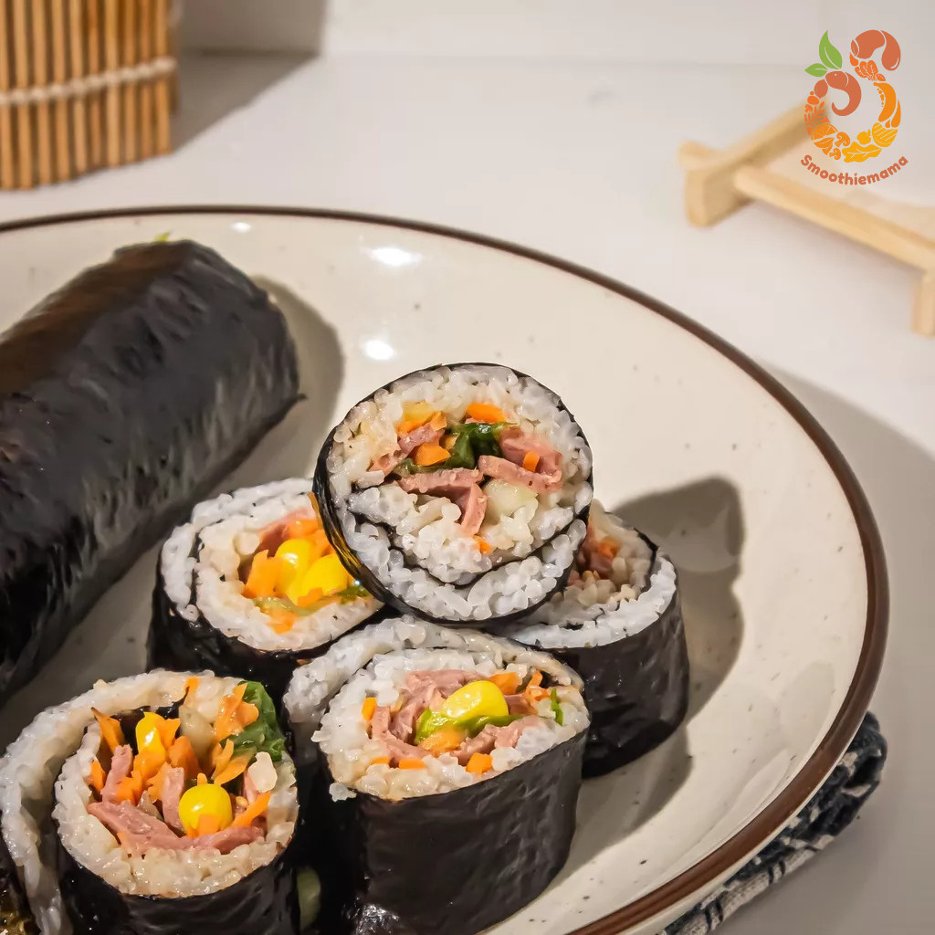 

Sushi Roll Salmon Roll Kimbap Gimbap Sayur Campuran Sehat Panjangan Sehat Segar Segar