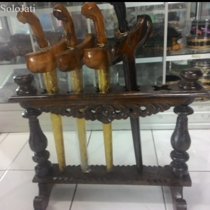 

jagrak keris klasik isi 5 knock down antik