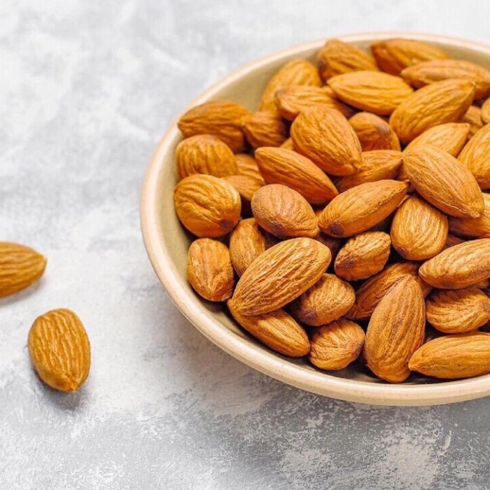 

Kacang Almond Panggang Kupas Roasted 1 Kg Original Super Food