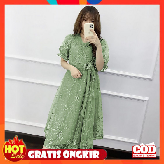 KAIN ADEM HALUS TEBAL / MIDI DRESS NATAL LIVINA READY 3UKURAN M L XL / REKOMENDASI OUTFIT BAJU PESTA