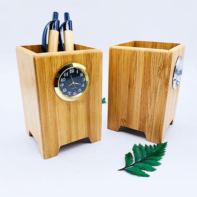 

2020 Sell bamboo penholder printing environmental protection materials simple generous clock desk