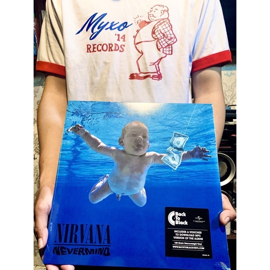 VINYL PIRINGAN HITAM ORIGINAL IMPORT UK NIRVANA NEVERMIND SEGEL