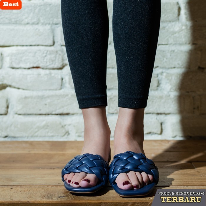 sandal wanita trend sekarang NCY Shoes Sandal Wanita CALLIE Block Heels Warna Navy - Navy, 40