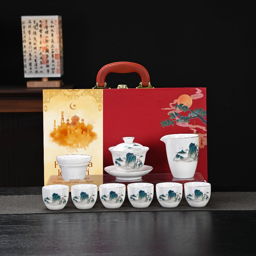 

LIMITED EDITION HAMPERS IDUL FITRI Teaset 2025 LEBARAN SERIES by Lecora