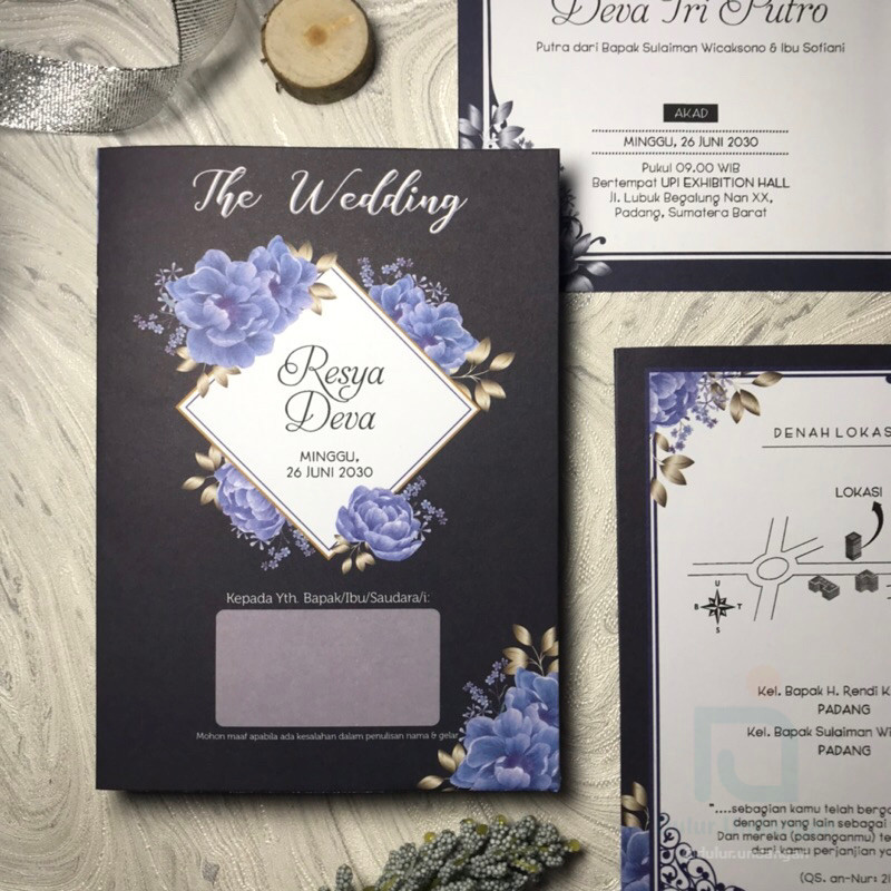 [ELEGANT & SIMPLE] SURAT UNDANGAN HITAM & PUTIH LIPAT DUA BUKU