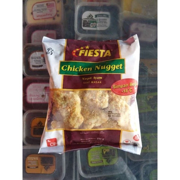 

FIESTA Chicken Nugget 250g naget ayam