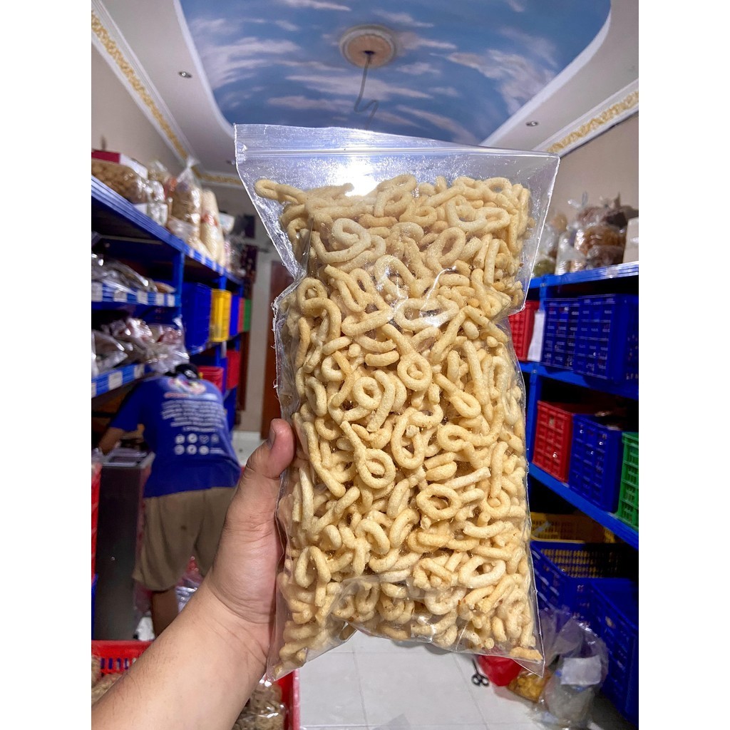 

Makanan Ringan Lanting Bawang 500 Gram / Klanting Gurih Dan Renyah