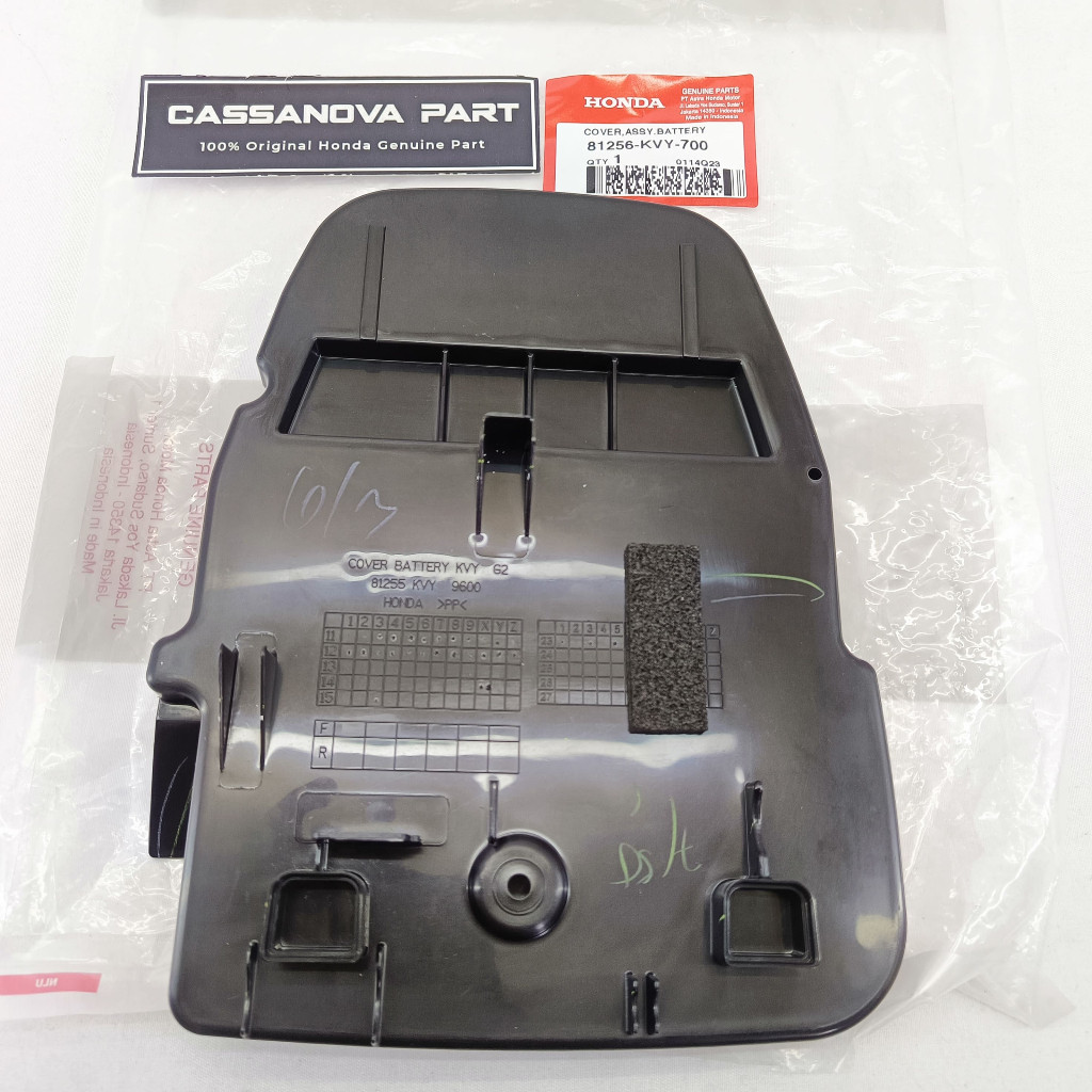 Cover Assy Battery Tutup Aki Beat Karbu 81256KVY700 Original AHM