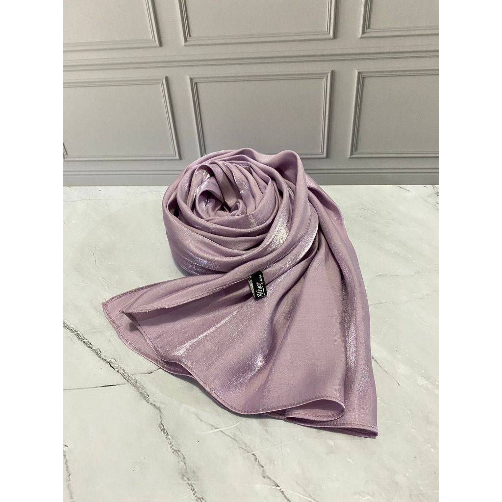 Pashmina Shimmer Premium / Pashmina Shimmer Silk / Pasmina Shimmer size 75x175 warna lilac