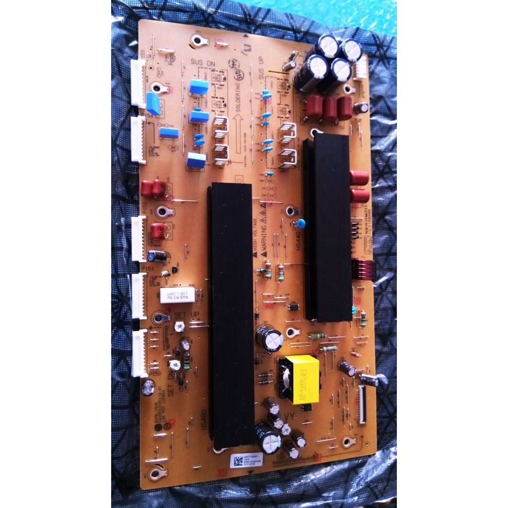 YSUS Y SUS MAIN TV LG PLASMA 60PB5600