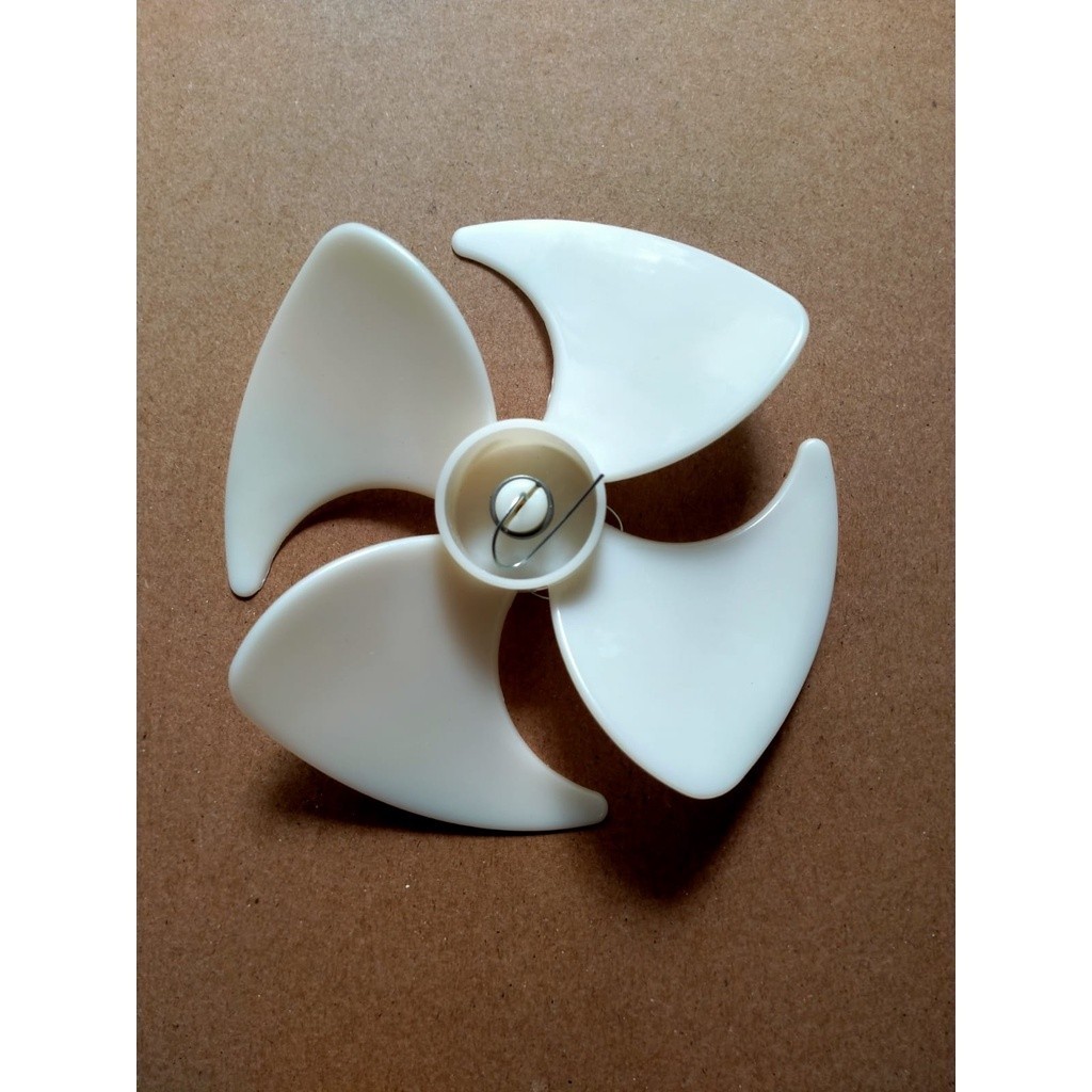 DAUN KIPAS MOTOR FAN KULKAS 2 PINTU AQUA AQR D275 AQR-D275