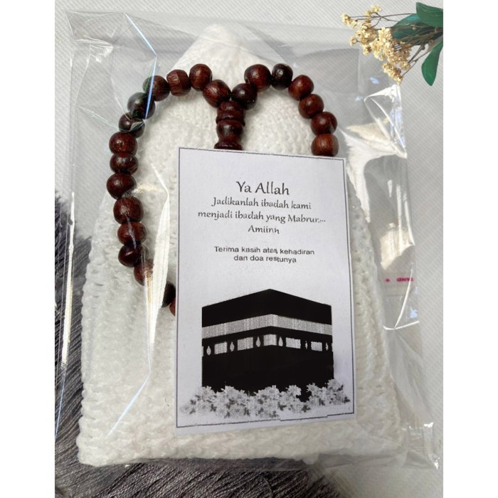 

Oleh Oleh Souvenir Haji Umroh Tasbih Peci Rajut Putih Bingkisan Hadiah Tahlil Pernikahan Khitan
