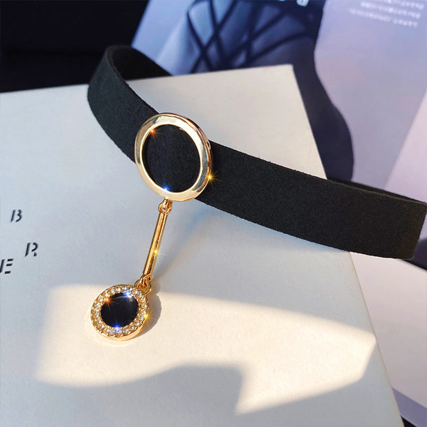 Black Velvet Kalung Choker Coker Wanita Hitam Beludru Retro Plain Necklace