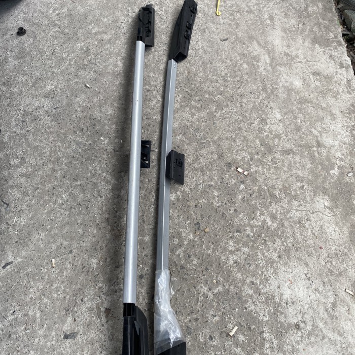 Best Qualtity  roof rail xpander cross/all New Livina  Original produk
