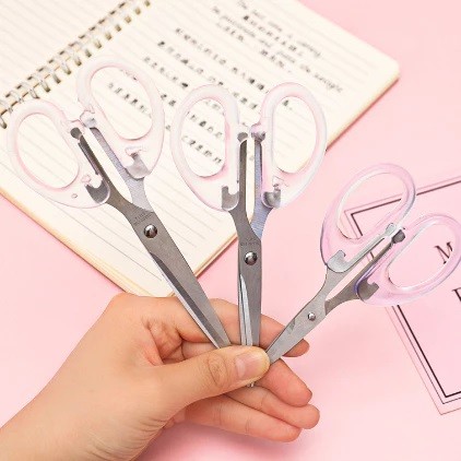 

GUNTING PEMOTONG KERTAS TRANSPARAN BENING PUTIH BAJA MULTIFUNGSI [JY]