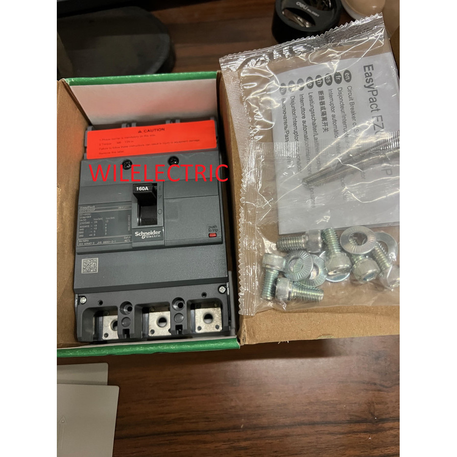 MCCB SCHNEIDER NFB Breaker EZC 250F / EZC250F 3P 160A 160 A original