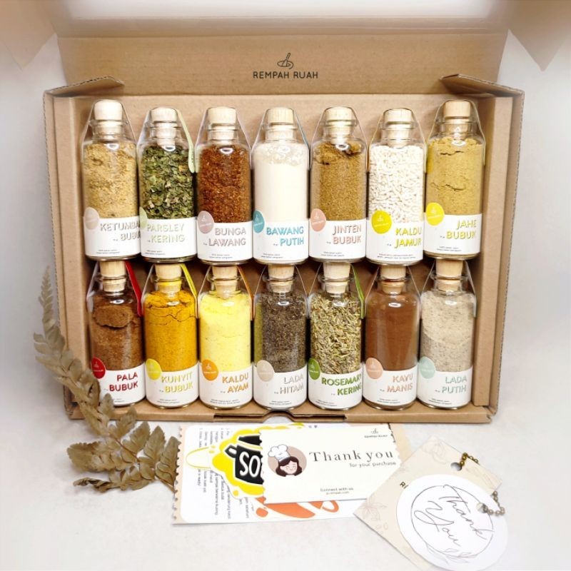 

REMPAH RUAH SPICES GIFT HAMPERS ( 14 bottle @30ml )/ Baru Mewah