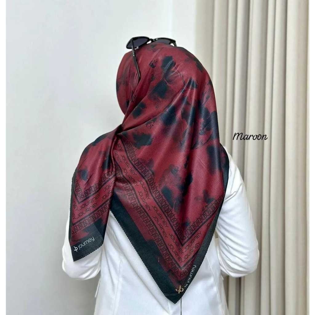 Hijab Segi Empat Motif Terbaru lasercut Maroon