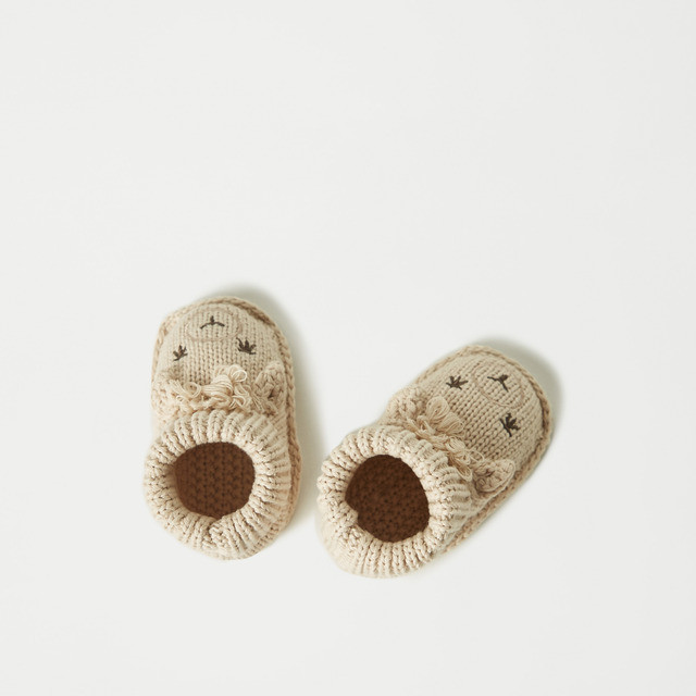 Babyshop Sepatu Bayi Juniors Embroidered Slip-On Booties