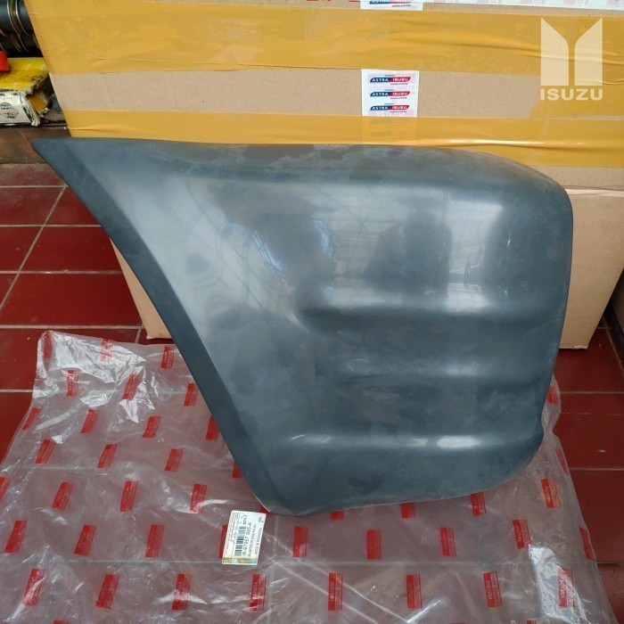 Kuping Bumper Depan Isuzu Panther Touring Lama - KIRI
